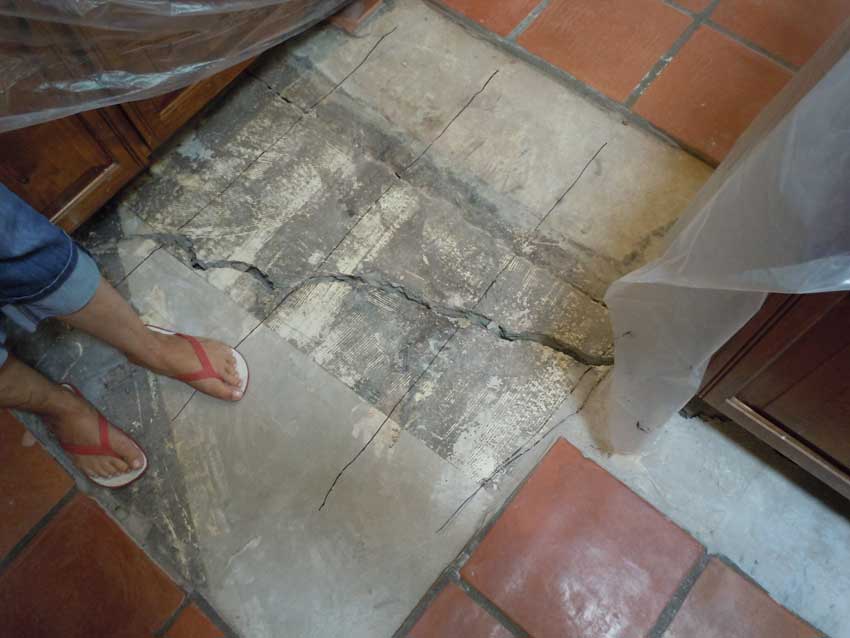 Slab Crack